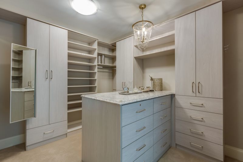 Custom Built-In Cabinets