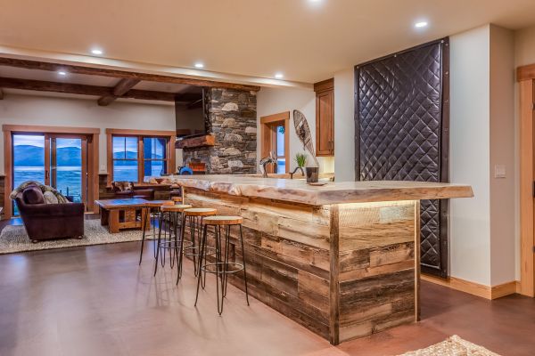 Bar Installation in Cleburne