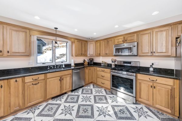 Custom Cabinet Making in Cleburne